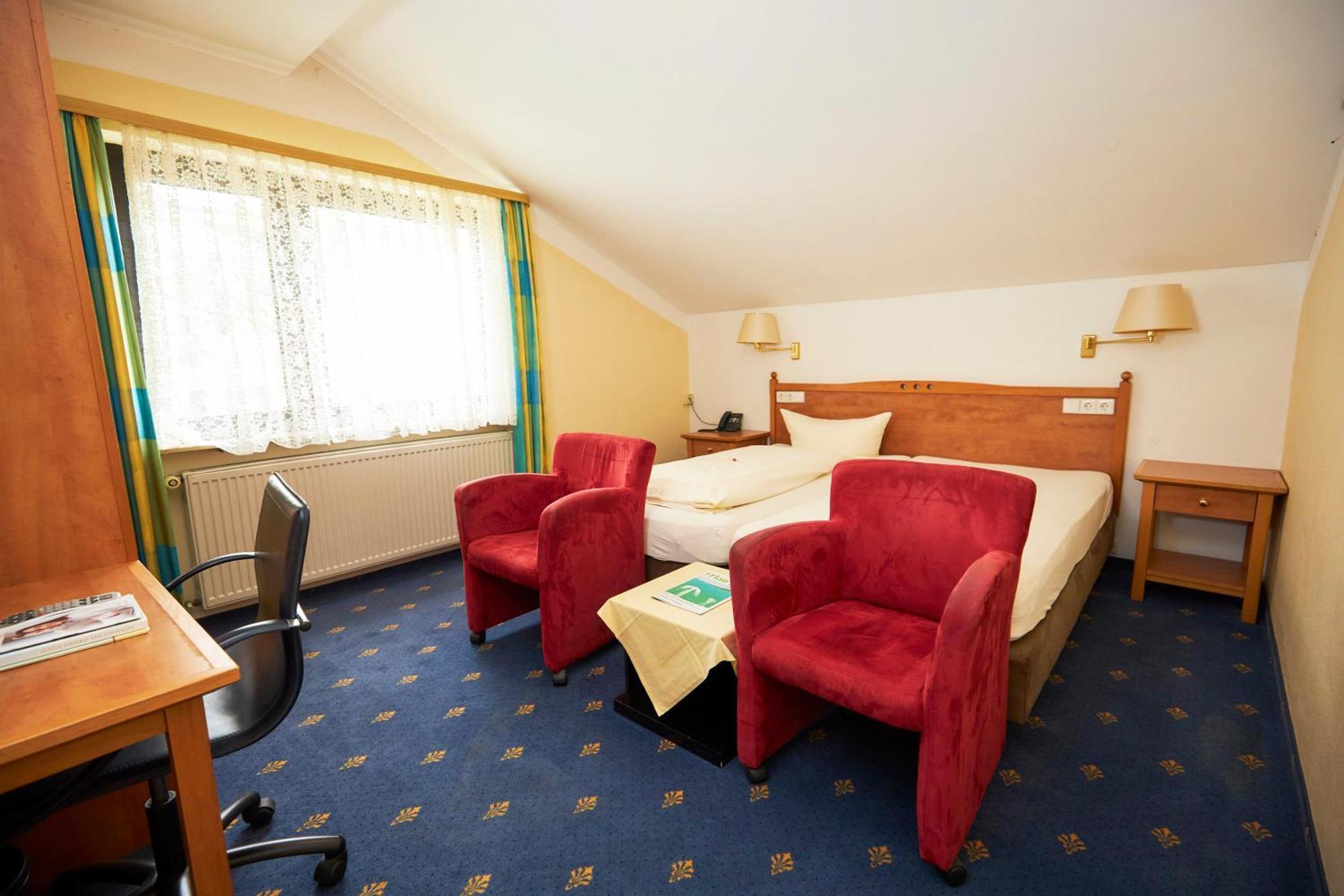 Flair Hotel Landgasthof Roger Löwenstein المظهر الخارجي الصورة
