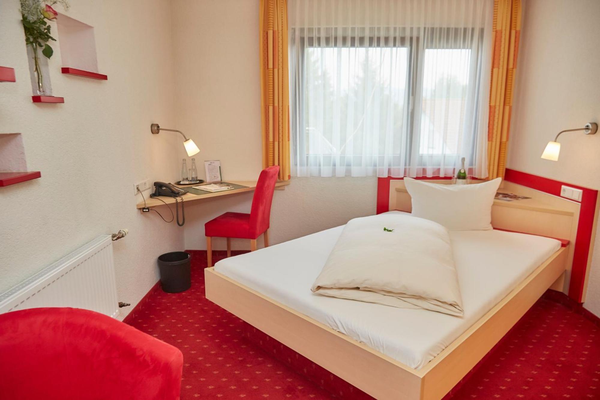 Flair Hotel Landgasthof Roger Löwenstein المظهر الخارجي الصورة