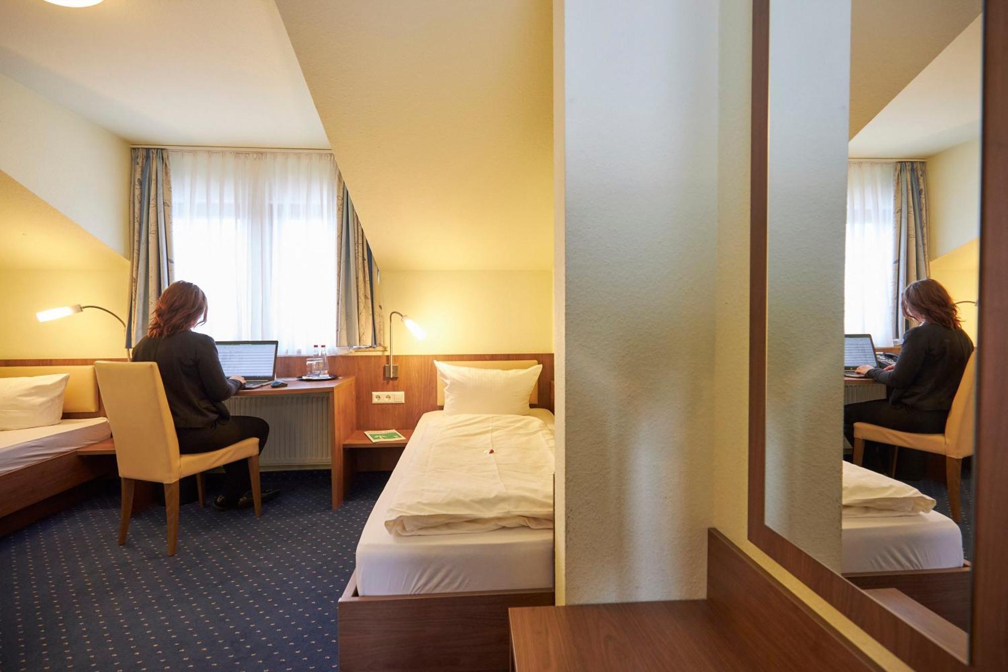 Flair Hotel Landgasthof Roger Löwenstein المظهر الخارجي الصورة